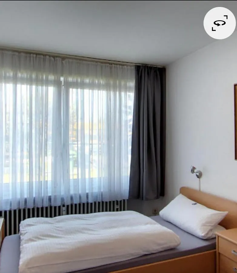 Pension Weiss Munich 3*,